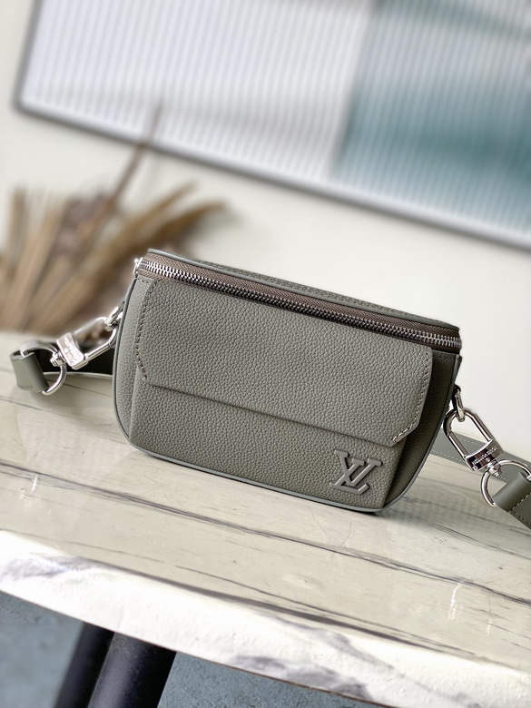 Louis Vuitton Fastline Wearable Wallet Crossbody Bag in Khaki Green Leather