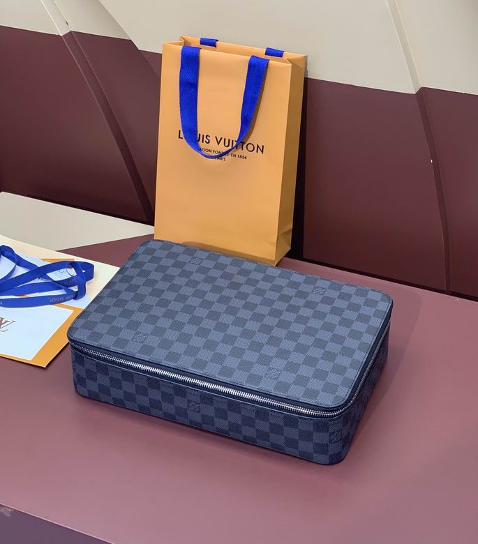 Louis Vuitton Zippered Travel Case in Damier Graphite Canvas 34 cm