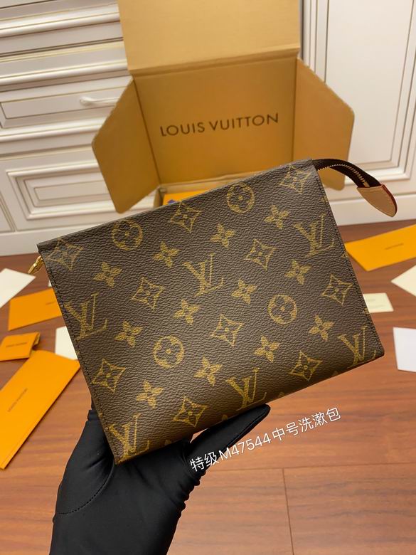 Louis Vuitton Toiletry Pouch 19 in Brown Monogram Canvas
