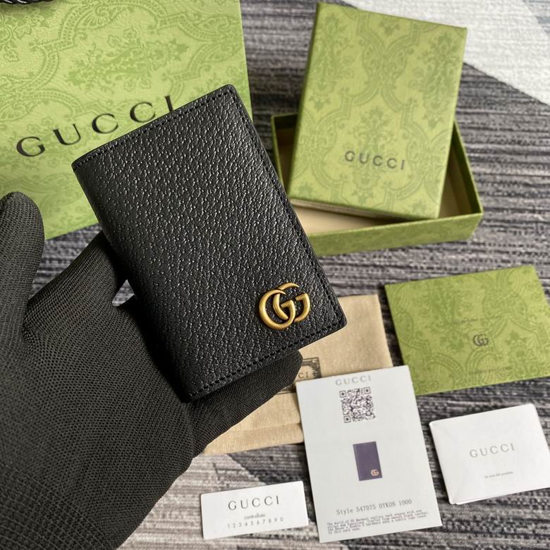 Gucci GG Marmont Bi-Fold Card Case Wallet in Black Grained Leather