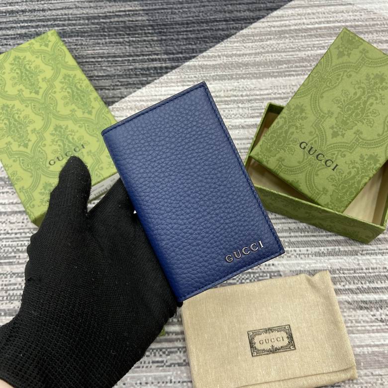 Gucci Bifold Card Case Wallet with Silver Logo in Navy Blue Grained Leather