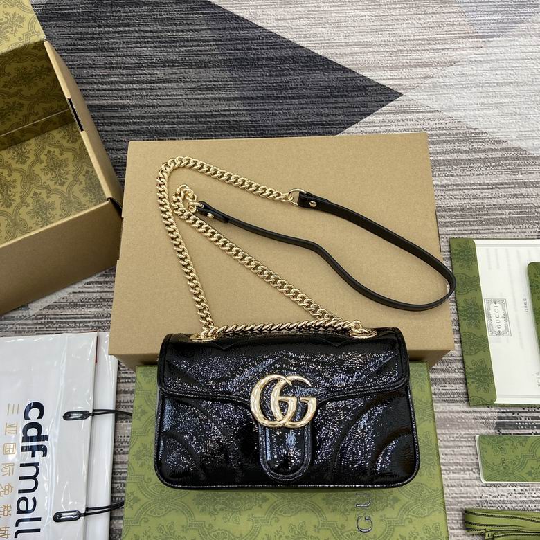 Gucci GG Marmont Small Shoulder Bag in Black Matelassé Patent Leather