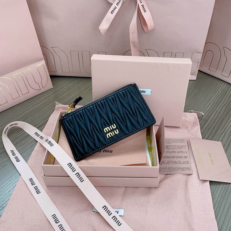 Miu Miu Matelassé Zip Card Holder in Black Nappa Leather with Gold Logo