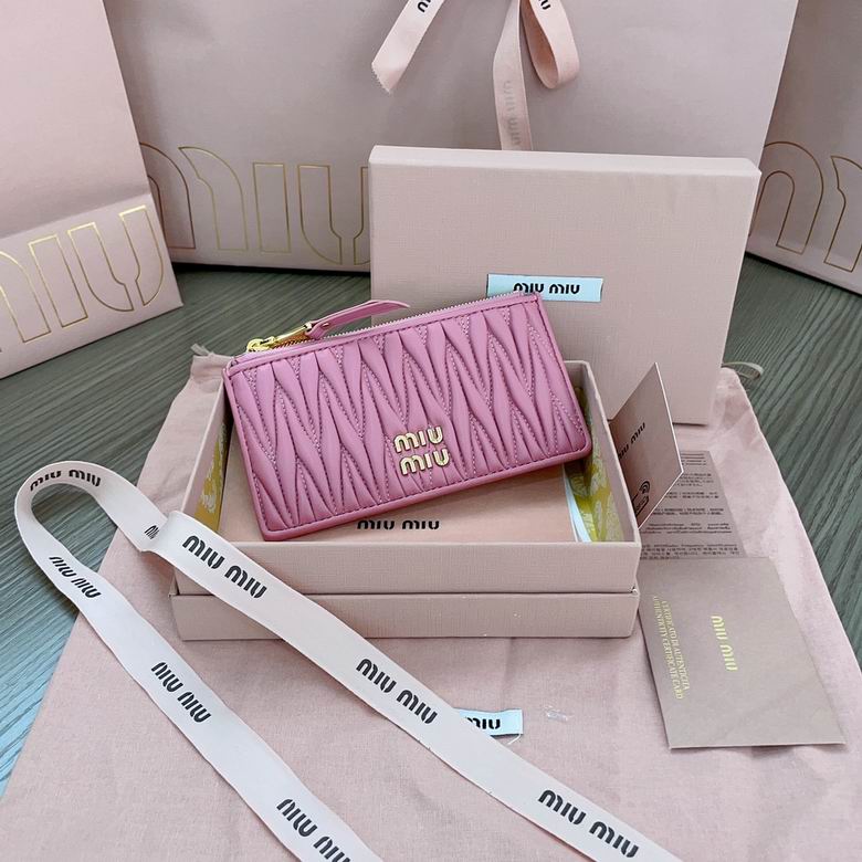 Miu Miu Matelassé Zip Card Holder in Pink Nappa Leather