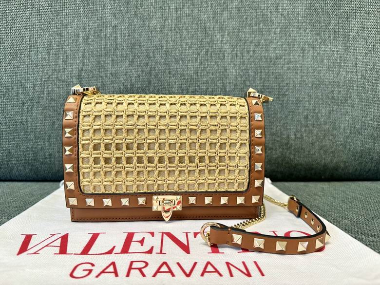 Valentino Garavani Rockstud Woven Raffia Flap Shoulder Bag in Tan Leather
