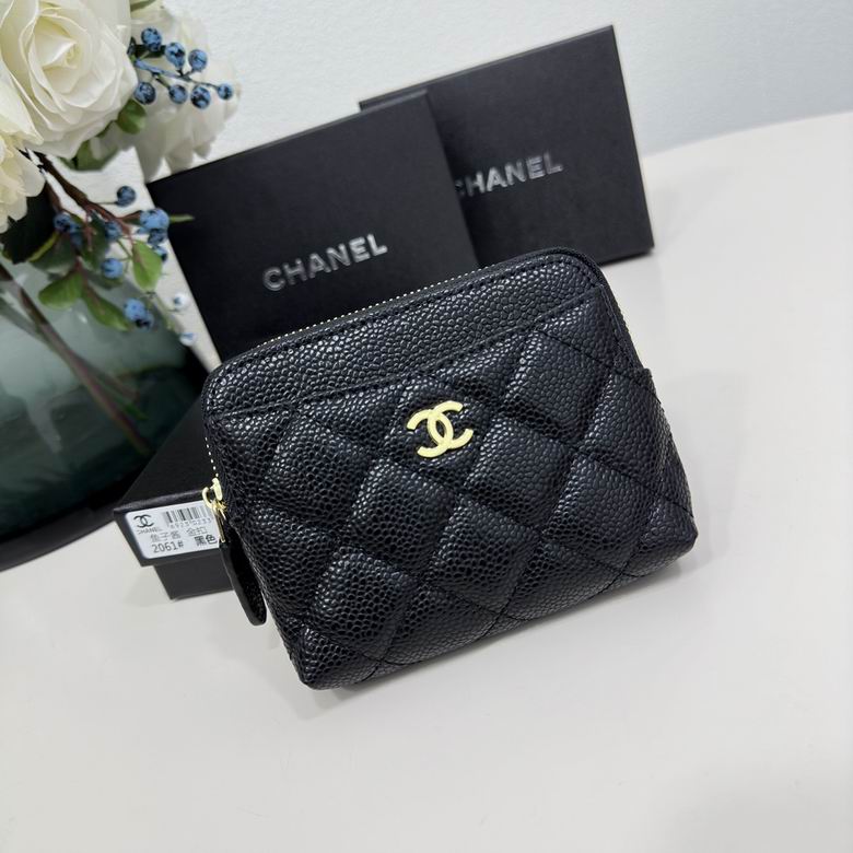 Chanel Classic Zipped Coin Purse in Black Quilted Grained Leather, Gold Hardware