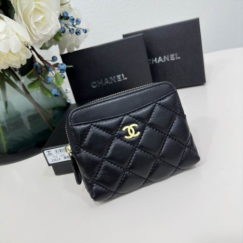 Chanel Classic Quilted Zip Coin Purse in Black Lambskin with Gold CC Logo
