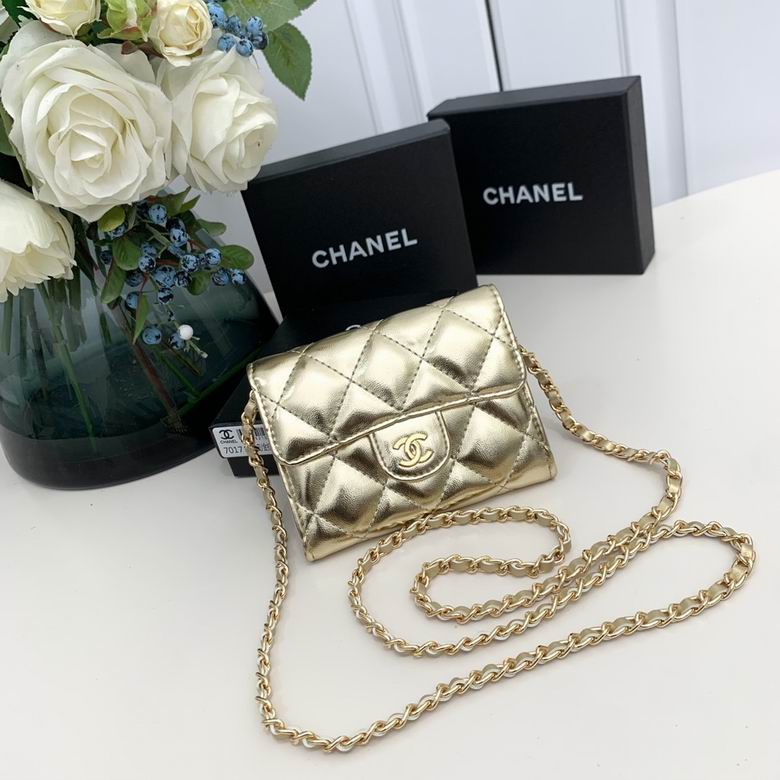 Chanel Classic Flap Card Holder on Chain · 10×12×3.5 cm
