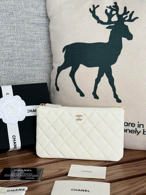 Chanel Classic Small Zipped Pouch in White Quilted Grained Leather