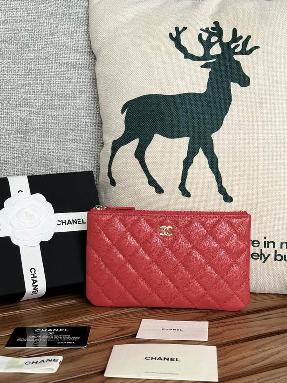 Chanel Classic Mini Pouch with Quilted Grained Leather and CC Logo in Red