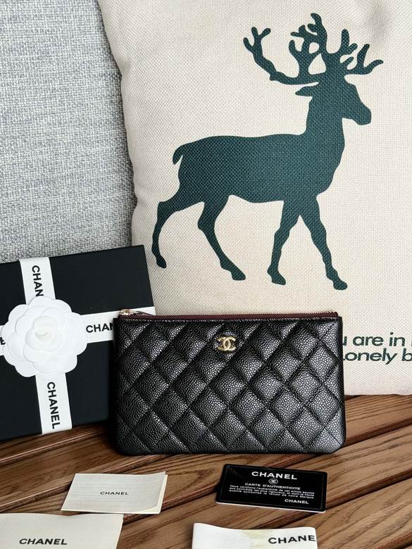 Chanel Classic Small Zipped Pouch in Black Quilted Grained Leather