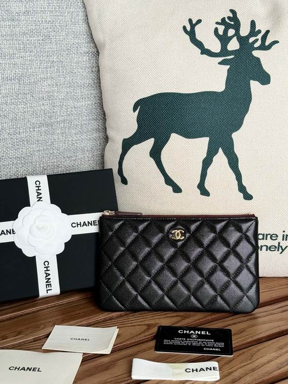 Chanel Classic Small Zipped Pouch in Black Quilted Grained Leather