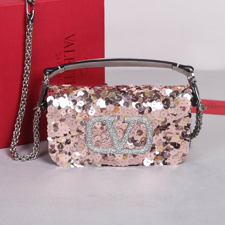 Valentino Locò · 19×10.5×5 cm
