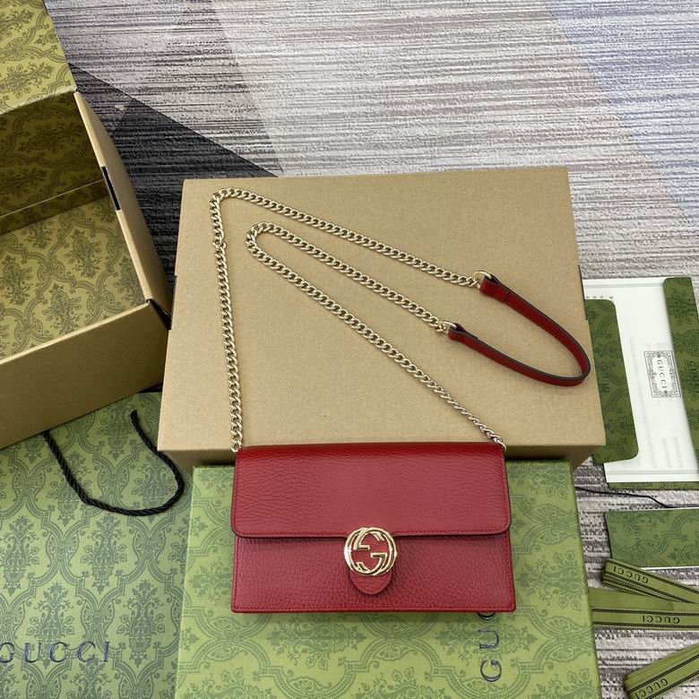 Gucci Interlocking G Chain Wallet Crossbody in Red Grained Leather