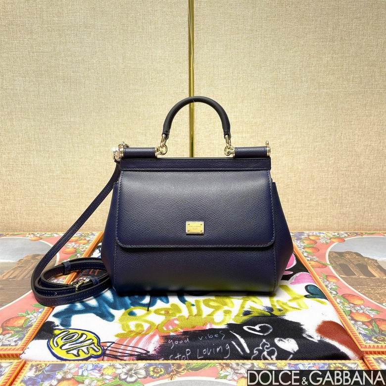Dolce & Gabbana Sicily · 20×16×8 cm