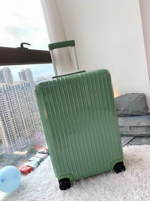 Rimowa Essential Check-In M Hardside Spinner Suitcase in Glossy Green