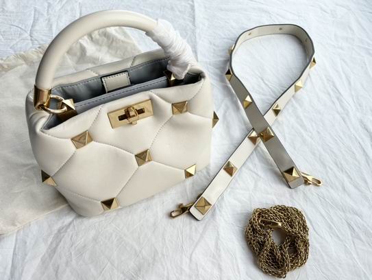 Valentino Roman Stud Small Top-Handle Bucket Bag in Ivory Quilted Nappa Leather