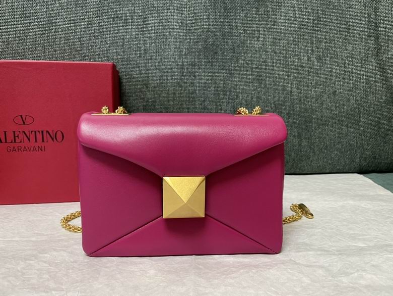 Valentino Garavani One Stud Small Chain Shoulder Bag in Fuchsia Nappa Leather