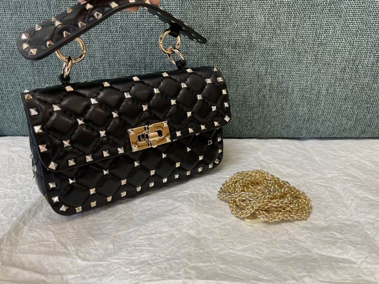 Valentino Rockstud Spike · 20×6×12 cm