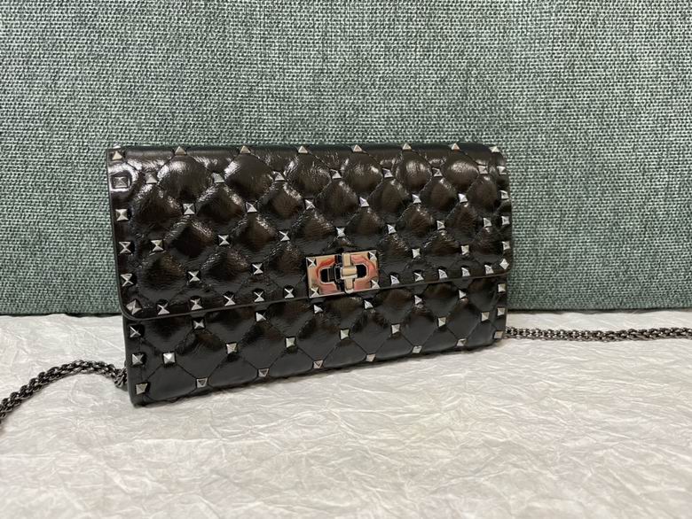 Valentino Rockstud Spike Quilted Chain Shoulder Bag in Black with Gunmetal Studs