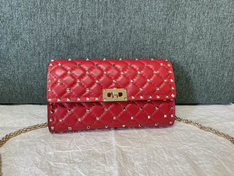 Valentino Rockstud Spike Quilted Chain Crossbody Bag in Red Leather