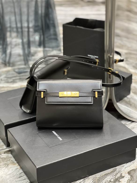 Saint Laurent Manhattan Small Shoulder Bag in Black Smooth Leather