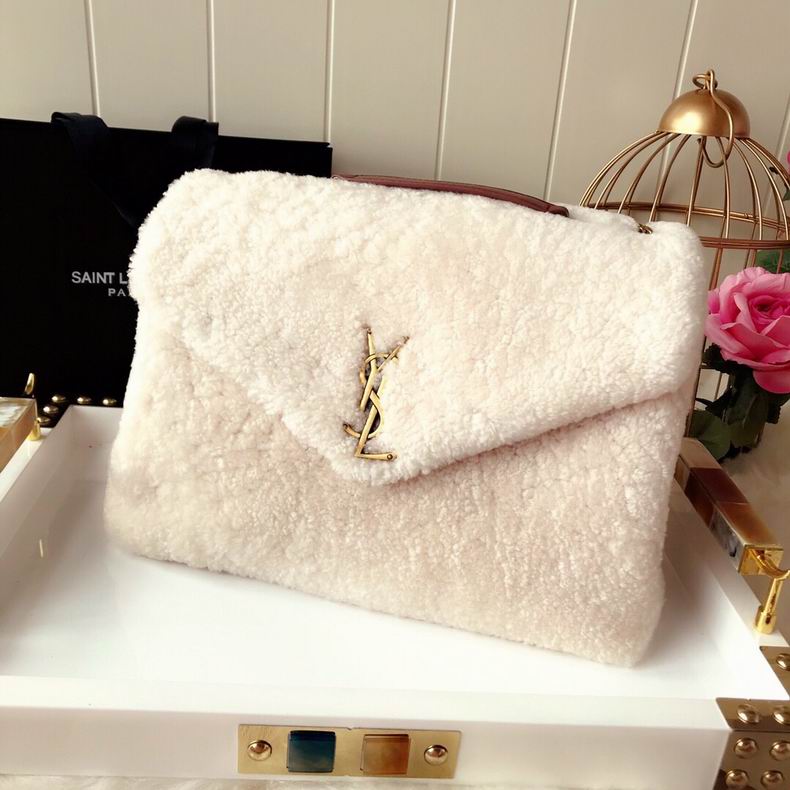 Saint Laurent Loulou · 31×22×10 cm