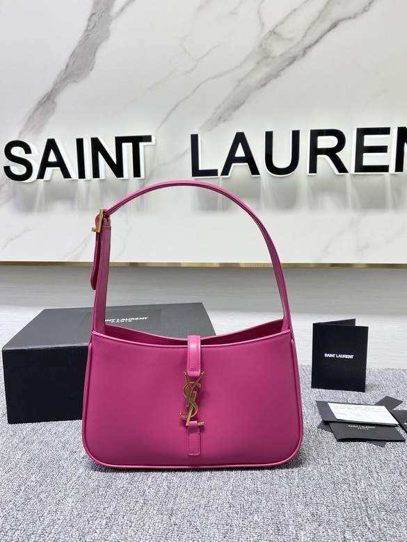 Saint Laurent Le 5 à 7 · 23×16×6.5 cm
