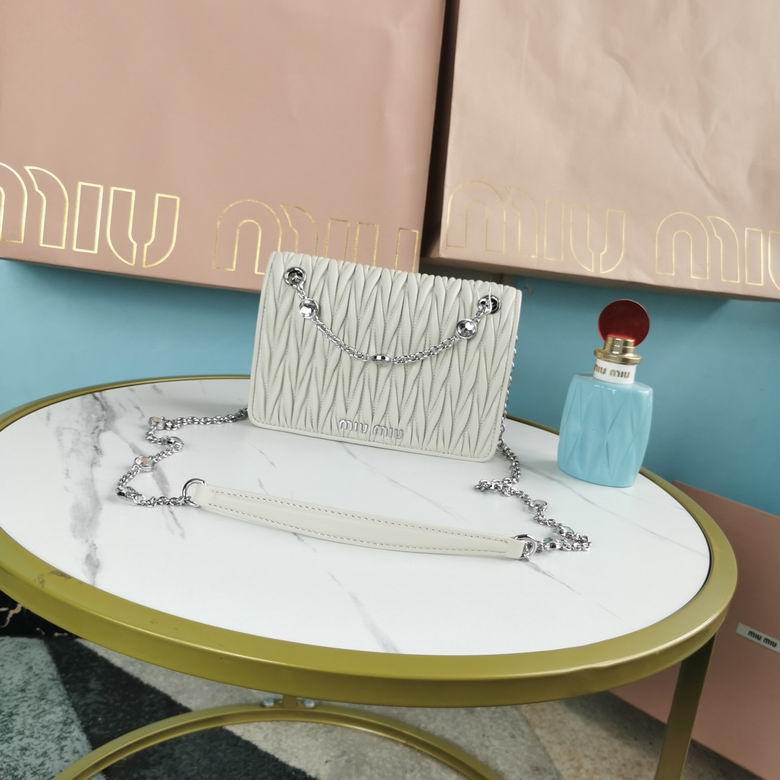 Miu Miu Matelassé Chain Shoulder Bag in White Quilted Nappa Leather