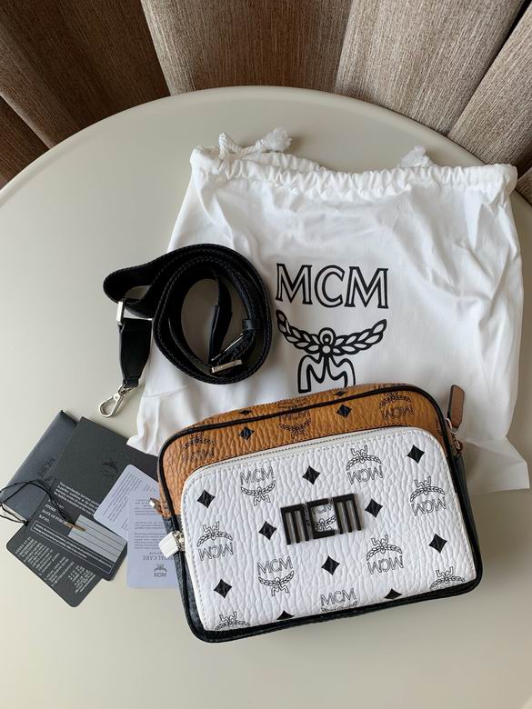 MCM Camera Bag · 22×15×8 cm
