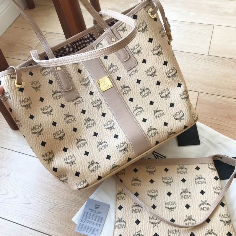 MCM Liz Reversible Shopper Tote with Pouch in Beige Visetos Print