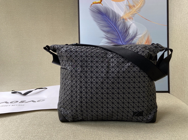 Issey Miyake Bao Bao Geometric Prism Messenger Crossbody Bag in Charcoal Gray
