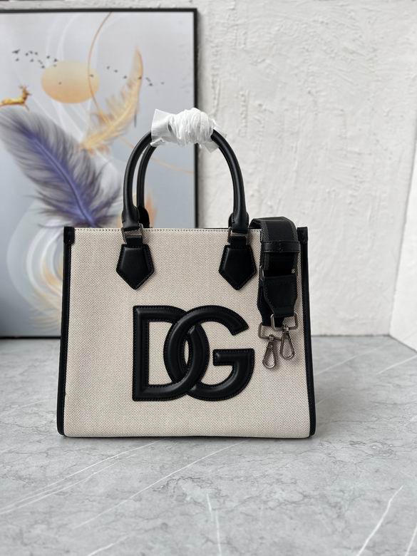 Dolce & Gabbana Daily Tote Bag in Beige Canvas with Black Leather DG Logo