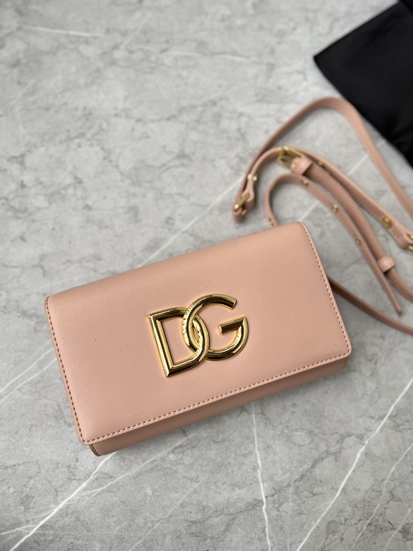 Dolce & Gabbana 3.5 Flap Crossbody Bag in Blush Pink Leather with Gold DG Logo