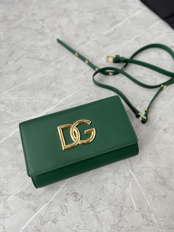 Dolce & Gabbana 3.5 Flap Crossbody Bag with Gold DG Logo in Green Leather