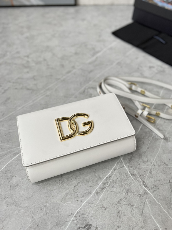 Dolce & Gabbana 3.5 Flap Crossbody Bag in White Calfskin with Gold DG Logo