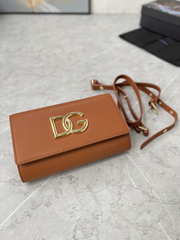 Dolce & Gabbana 3.5 · 14×21×5 cm