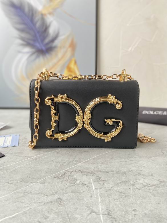 Dolce & Gabbana DG Girls Shoulder Bag in Black Calfskin with Gold Baroque Logo