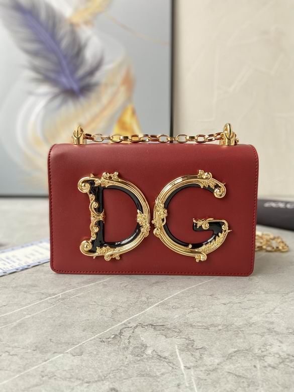 Dolce & Gabbana DG Girls Shoulder Bag in Burgundy Leather with Gold Baroque Logo