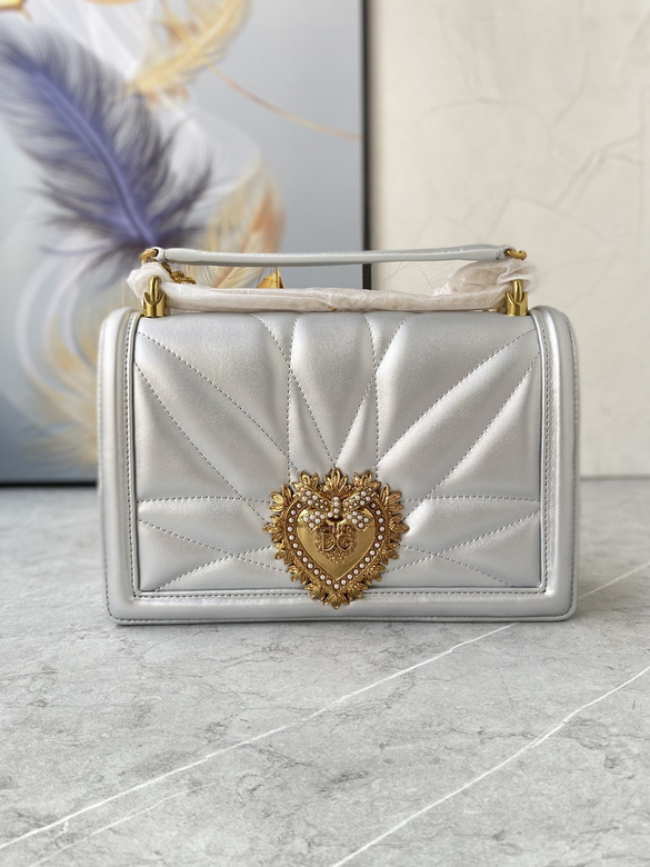 Dolce & Gabbana Devotion Shoulder Bag in Silver Quilted Nappa Leather