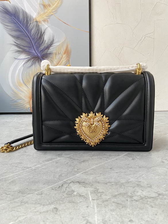 Dolce & Gabbana Devotion Medium Quilted Shoulder Bag in Black Leather