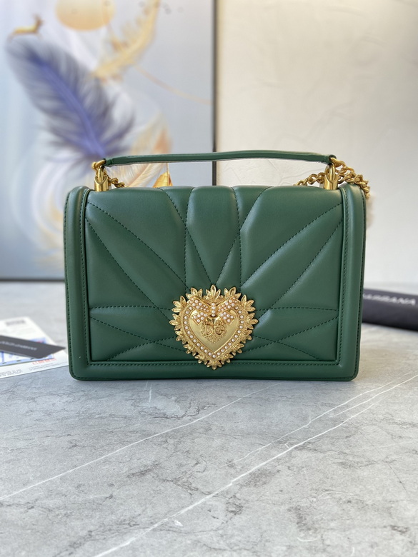 Dolce & Gabbana Devotion Shoulder Bag in Green Quilted Leather with Heart Clasp