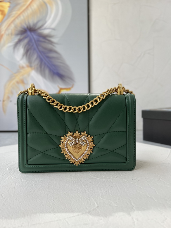 Dolce & Gabbana Devotion Small Shoulder Bag in Green Quilted Nappa Leather