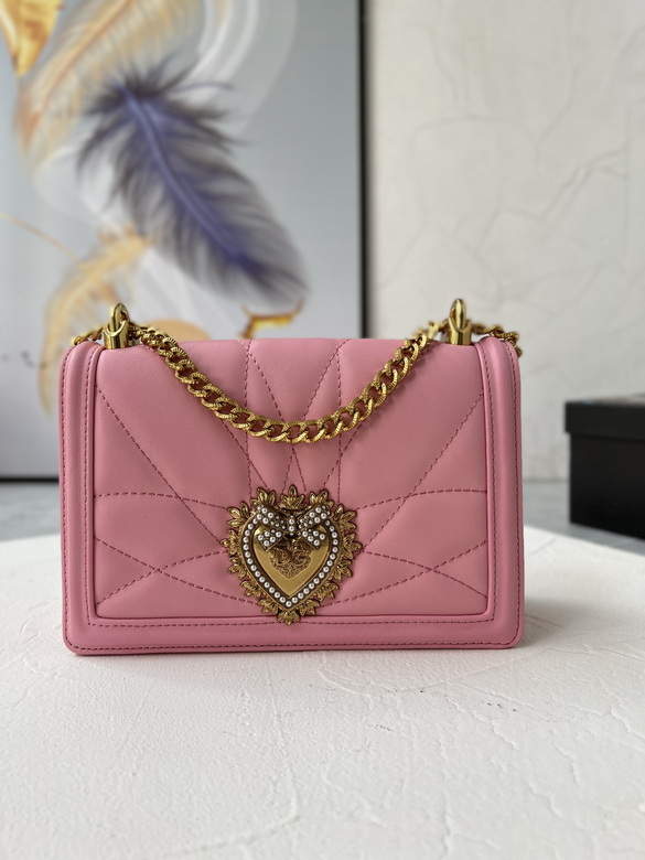 Dolce & Gabbana Devotion Small Crossbody Bag in Pink Quilted Leather