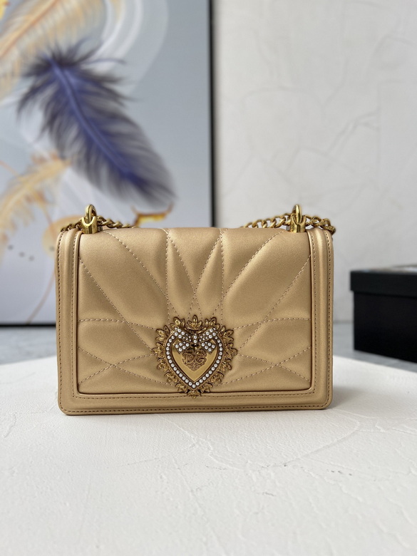 Dolce & Gabbana Devotion Small Shoulder Bag in Gold Quilted Leather