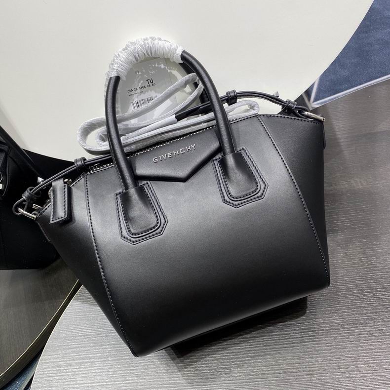 Givenchy Antigona Mini Top-Handle Bag in Black Smooth Leather