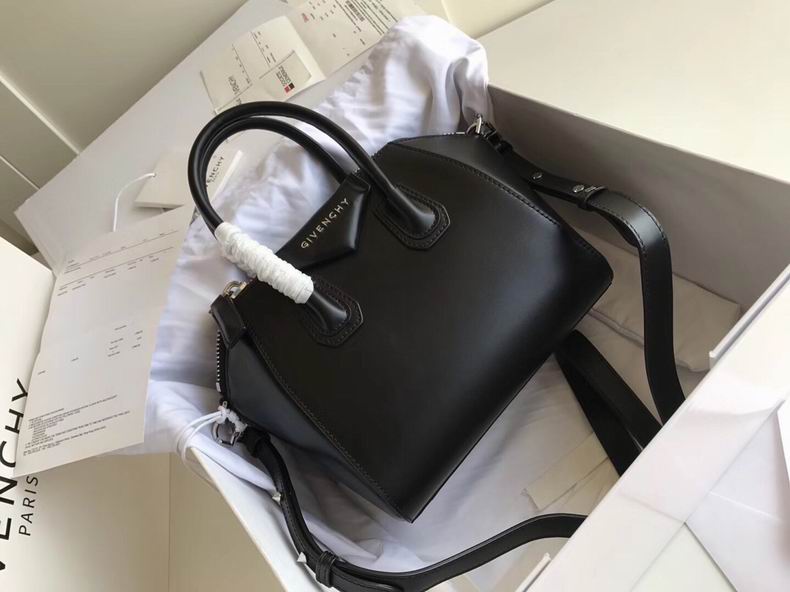 Givenchy Antigona Mini Top-Handle Bag in Black Smooth Leather