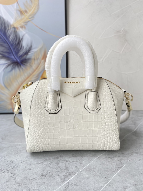 Givenchy Antigona · 28×34×25 cm
