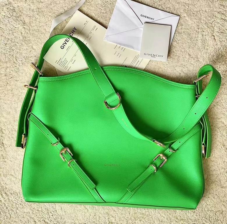 Givenchy Voyou Medium Shoulder Bag in Bright Green Leather