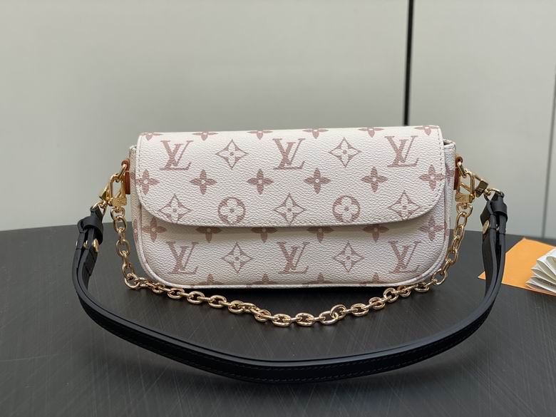 Louis Vuitton Wallet on Chain Ivy Shoulder Bag in Cream Monogram Canvas